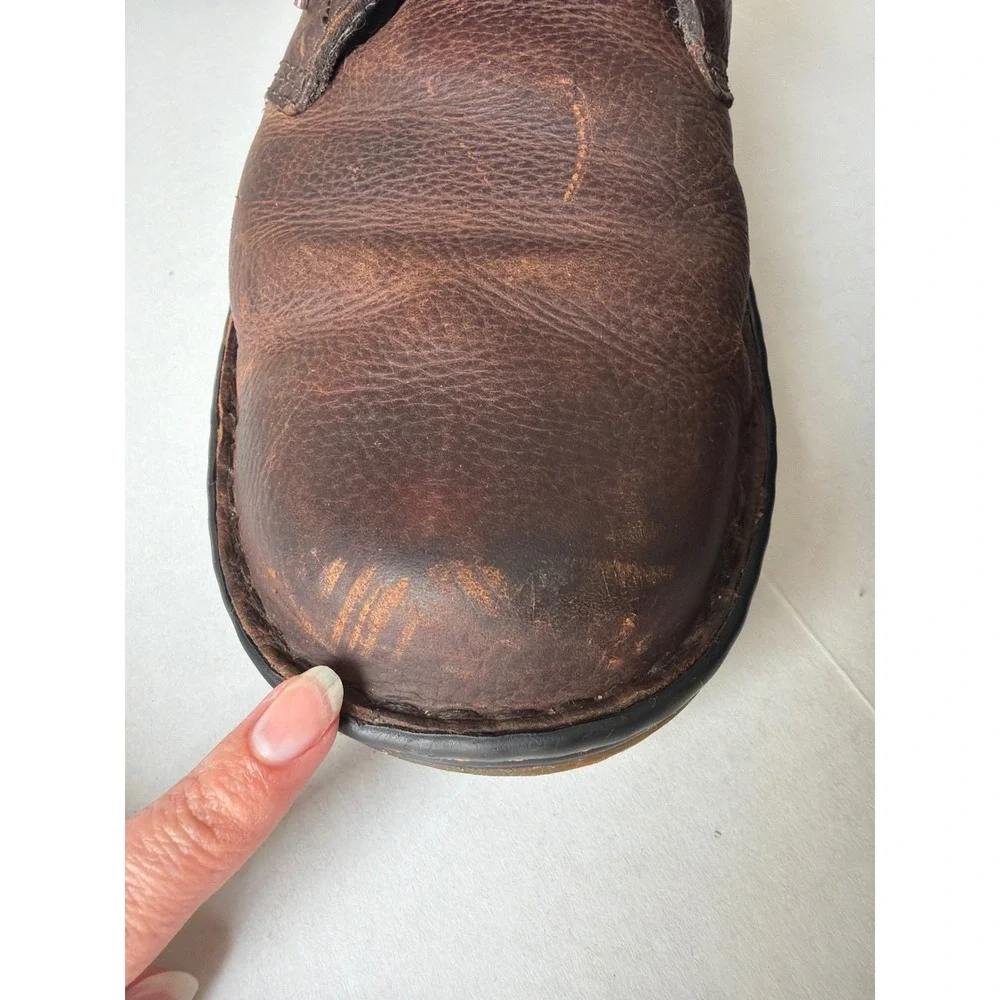 Dr. Martens Sussex Mens Brown Leather Chukka Boots Slip Resistant AW004 Size 11